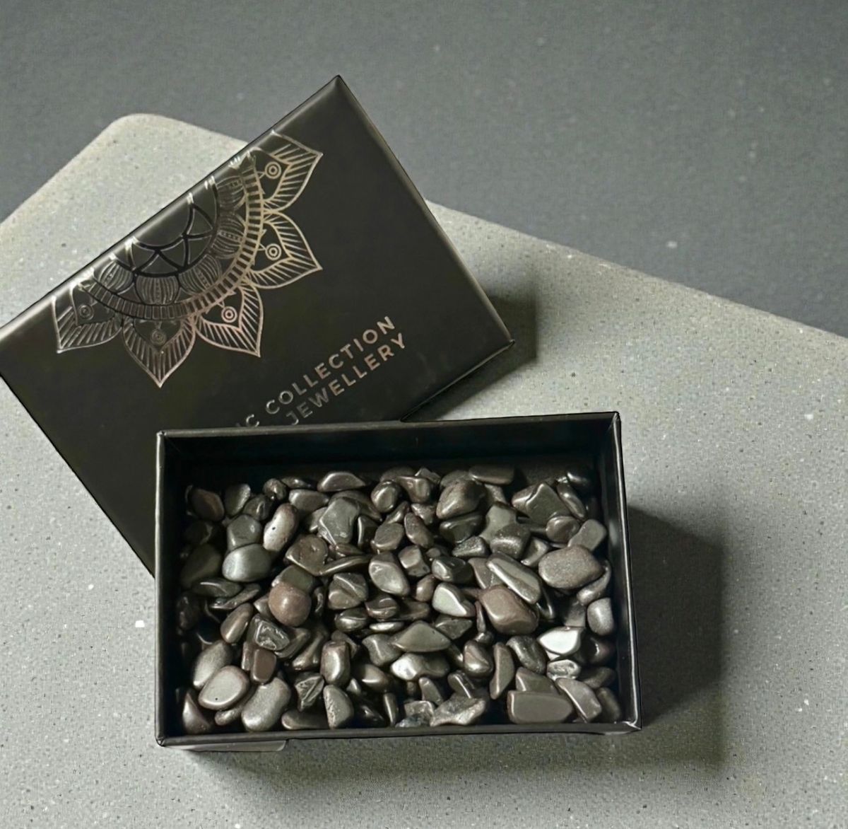 Hematitt Chips 200gram m/Gaveboks